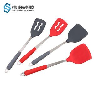 硅膠廚具和包膠廚具有什么區(qū)別，硅膠廚具和包膠廚具特點(diǎn)說(shuō)明